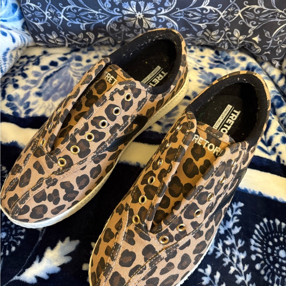 Tretorn Brown Leopard Slip-On Sneakers/laceless